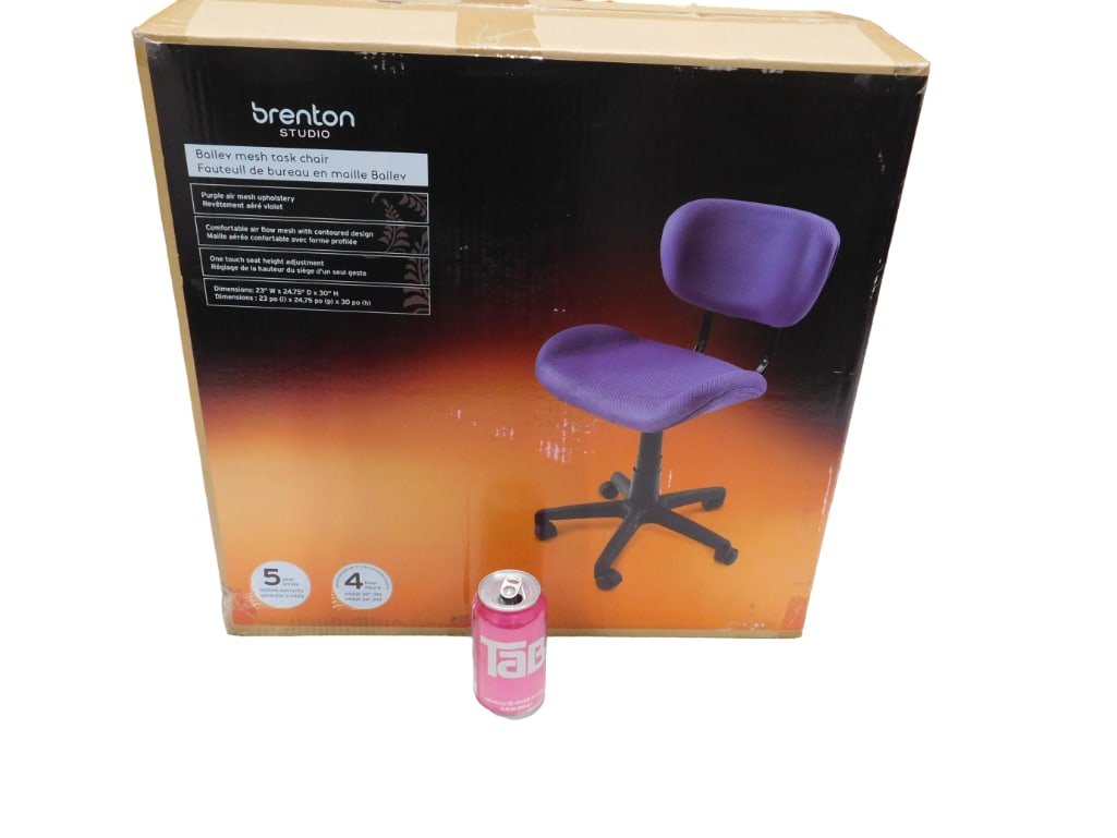 Benton Studio Office Task Chair New in Box: Benton Studio Office Task Chair New in Box All pictures are considered part of the description and should be examined carefully by bidders. Live Auctioneers is now offering Live Shipping through them.