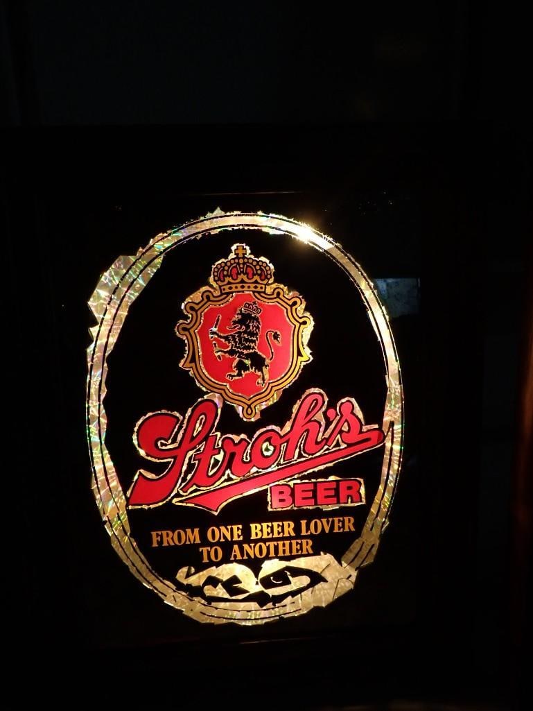 Vintage Stroh's Beer Lighted Bar Mirror Works (1 of 6)