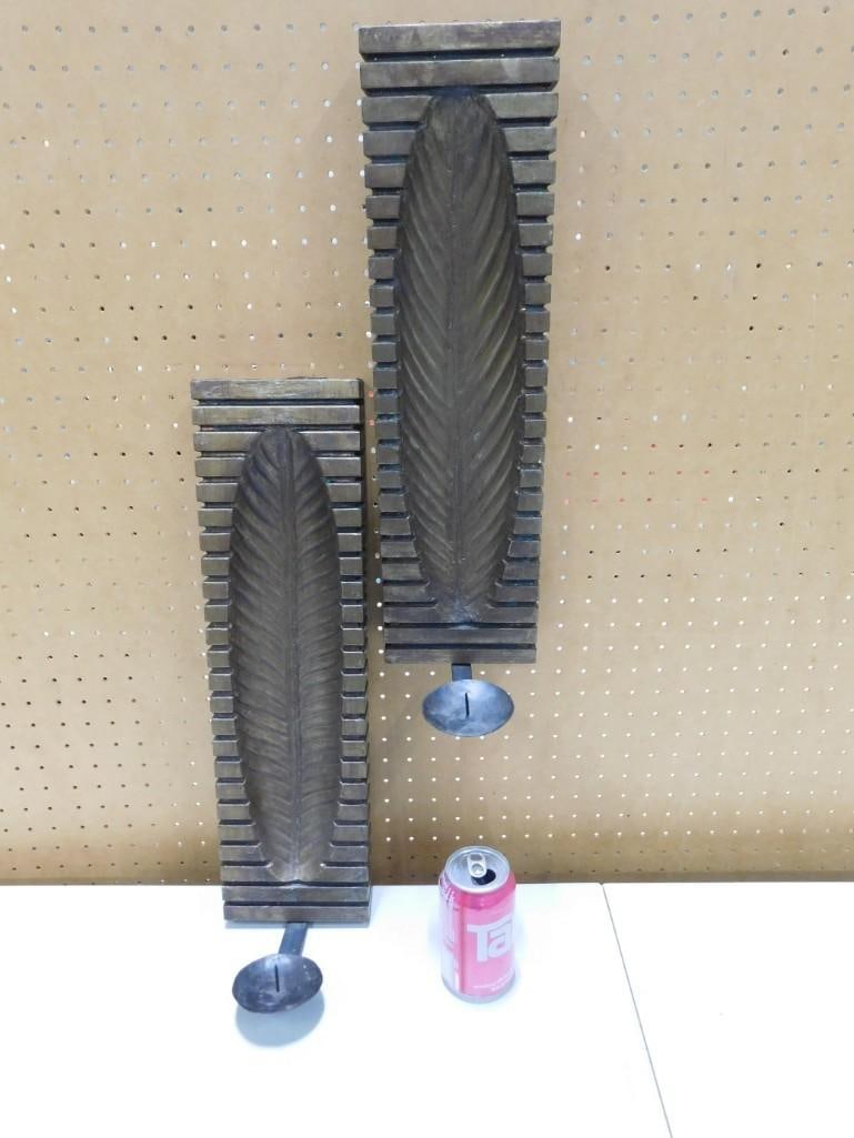 Pair of Decorative Wall Candle Sconces with Leaf Design (1 of 6)