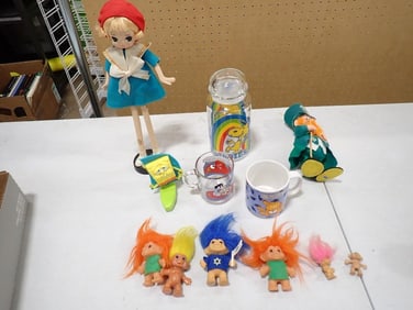 Toys, Etc incl Vintage Japanese Mod Big Eye Pose Doll, Troll Dolls, Peanuts Woodstock Canister, etc