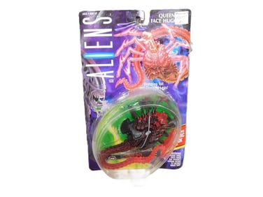 New in Package Aliens Action Figure - Queen Face Hugger