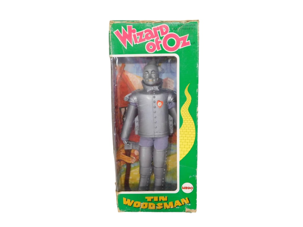 Vtg 1974 Wizard of Oz Tin Woodsman Tin Man Toy Figure by Mego in Original Box: Vintage 1974 Wizard of Oz Tin Woodsman Tin Man Toy Figure by Mego in Original Box. Box has wear All pictures are considered part of the description and should be examined carefully by bidders.