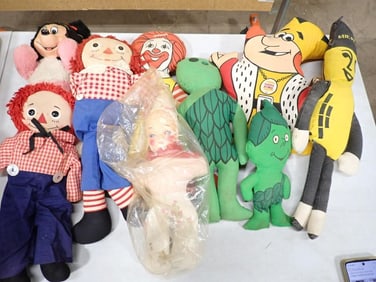 Plush Dolls, Etc incl Jolly Green Giant, Sprout, Mr Peanut, Burger King, Minnie Mouse, Raggedy Andy