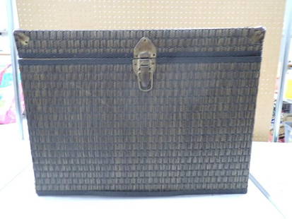 Large Wood and Wicker Basket or Trunk: Large Wood and Wicker Basket or Trunk  All pictures are considered part of the description and should be examined carefully by bidders. Live Auctioneers is now offering Live Shipping through them.&#16