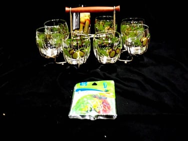 Vintage Federal Roly Poly Coconut Tiki Barware Glasses 7 of them and a holder plus some cocktail pic
