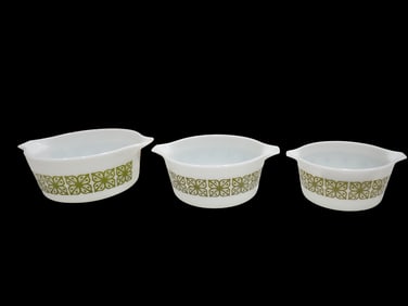 Vintage Pyrex Verde or Square Flower Set of 3 Casserole Dishes or Nesting Bowls