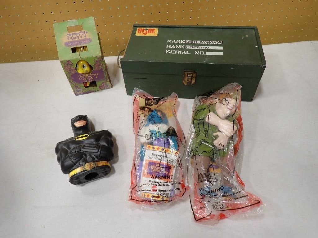 Vintage GI Joe Action Figure Box, Skippy Jumping Rabbit, Burger King Toys Sealed, Batman Night Light (1 of 8)