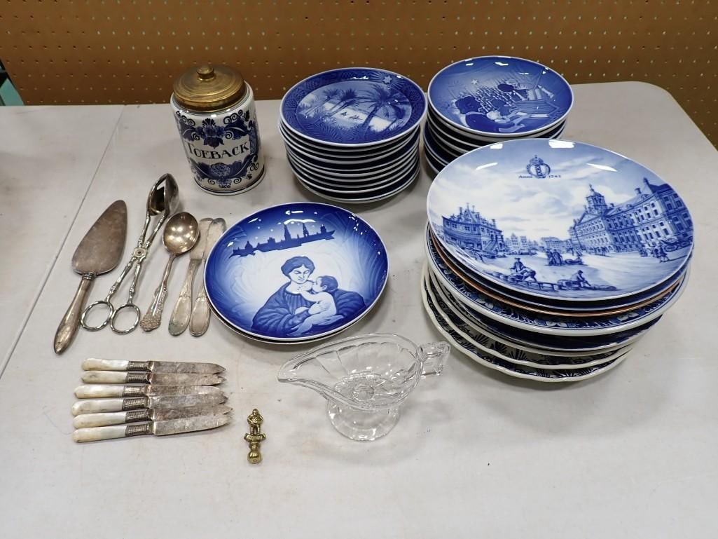 Large Lot of Bing & Grondahl Blue and White Porcelain Plates, plus Vintage or Antique Serving Utensi (1 of 18)