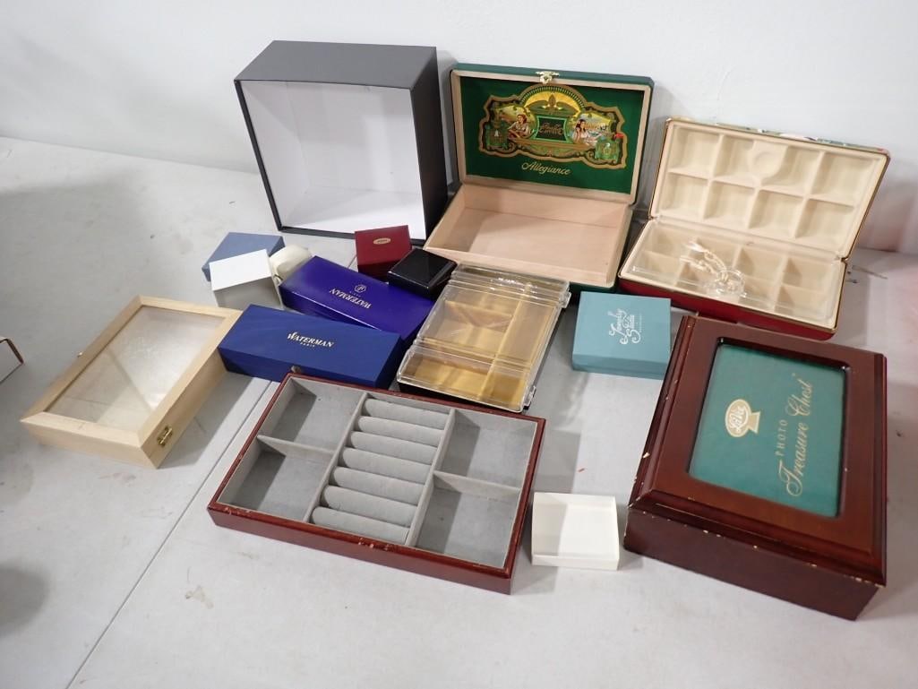 Lot of assorted Jewelry Boxes, Cigar Boxes, Knickknack Boxes, etc. (1 of 7)