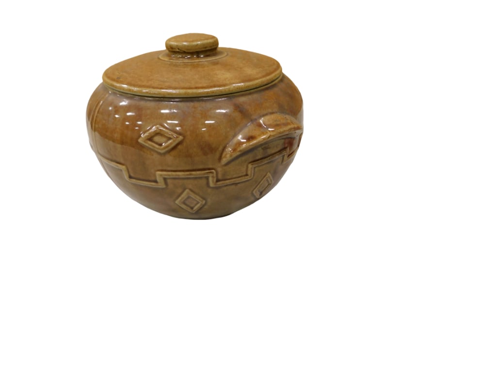 USA Pottery Southwest Style Beanpot with Lid (1 of 4)