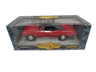 Ertl American Muscle '67 Chevelle L-78 Die Cast 1:18 Scale Model Car Red in Original Box