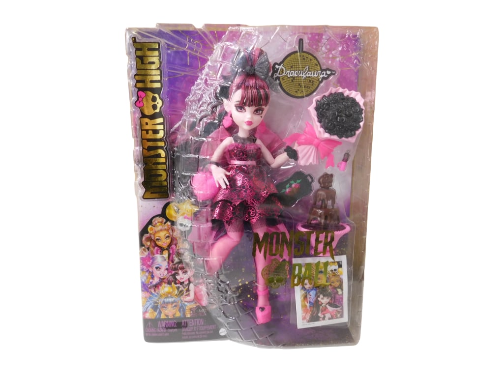 Monster High Monster Ball Draculaura Doll New in Package (1 of 4)