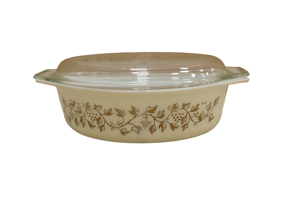 1959 Vintage Pyrex 045 Golden Grapes Promotional Oval Casserole Dish with Lid 2.5 Qt: 1959 Vintage Pyrex 045 Golden Grapes Promotional Oval Casserole Dish with Lid 2.5 Quart All pictures are considered part of the description and should be examined carefully by bidders. Live Auctione