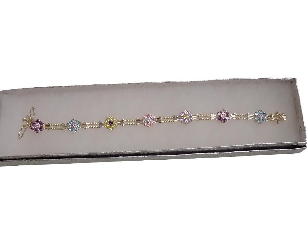 Sterling Silver Bracelet: Sterling Silver Bracelet All pictures are considered part of the description and should be examined carefully by bidders. Live Auctioneers is now offering Live Shipping through them. This is an 