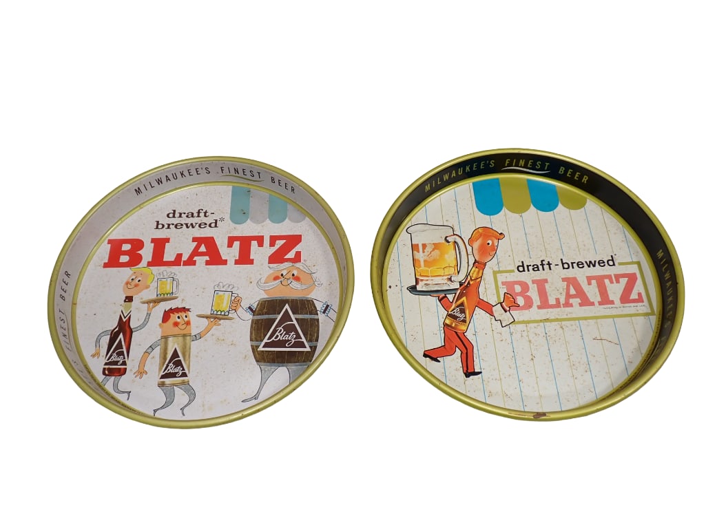 2 Vintage Blatz Beer Trays Metal Drink Serving Trays (1 of 9)