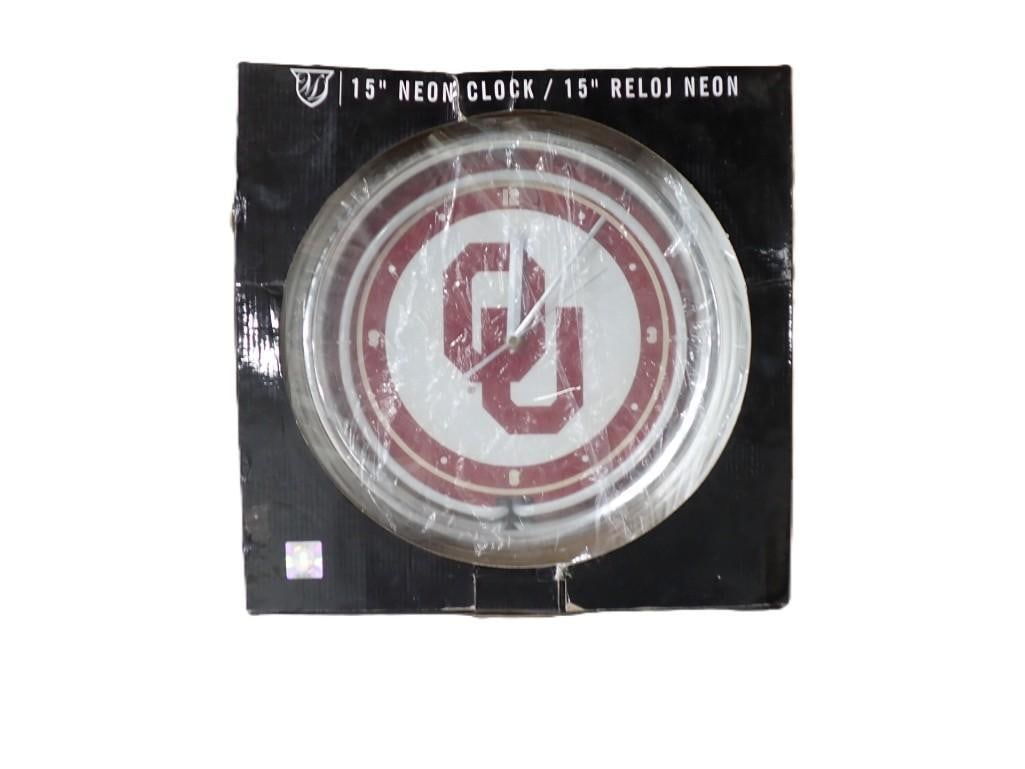 New in Package Oklahoma Sooners 15" Neon Clock (1 of 8)