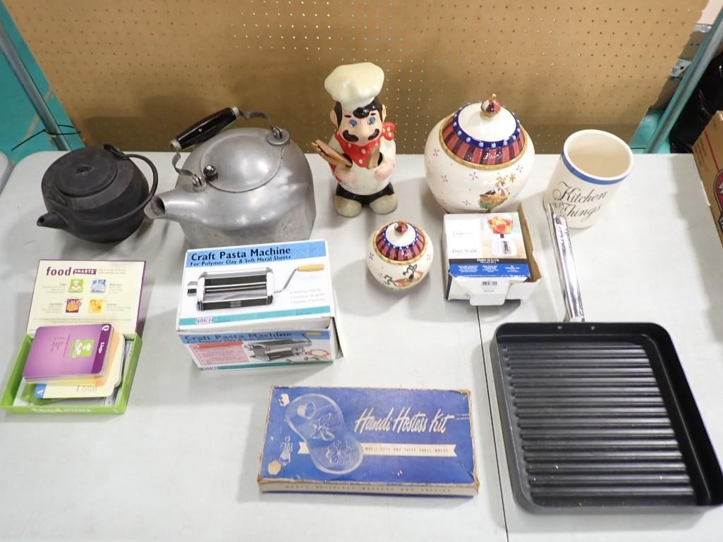 Vintage Cast Aluminum and Iron Teapots, Pasta Machine, Handi Hostess Kit, Cookie Jar, Diet Scale, (1 of 7)