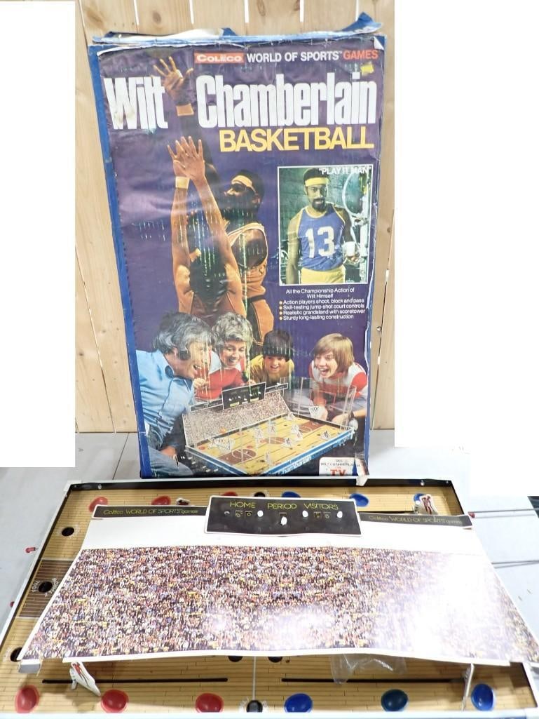 Vintage Wilt Chamberlain Basketball Game with original Box - comes with everything as shown (1 of 10)