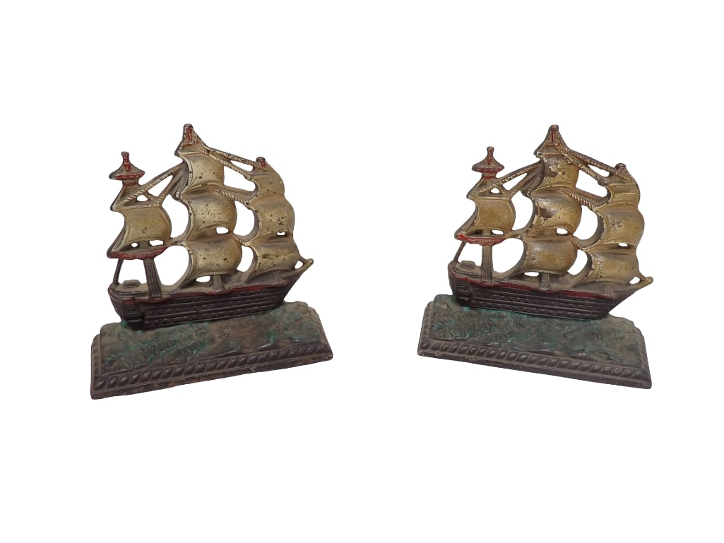 Pair of Vintage Cast Metal Clipper Ship Bookends (1 of 4)