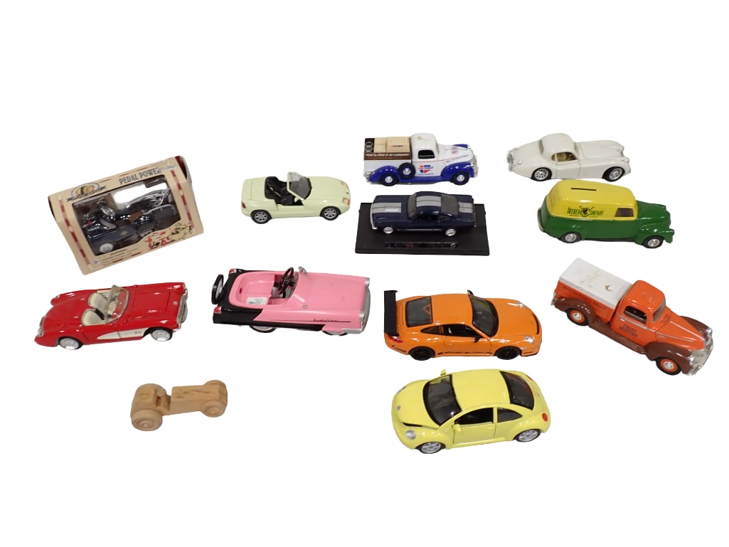 Lot of Model Cars incl 2007 Shelby Cobra GT500 1:24 Scale Die Cast Model Car, etc (1 of 12)