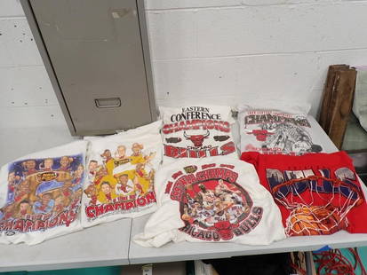 6 Chicago Bulls Shirts incl 1997 NBA Champs, 6 Time NBA Champions,: 6 Chicago Bulls Shirts incl 1997 NBA Champs, 6 Time NBA Champions, Eastern Conference Champions Chicago Bulls, etc All