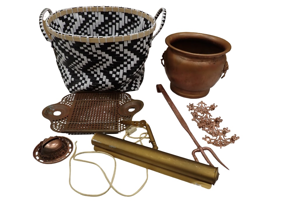 Lot of Collectibles incl Metal Vase or Urn, Metal Fork, Basket, Etc: Lot of Collectibles incl Metal Vase or Urn, Metal Fork, Basket, Etc\ All pictures are considered part of the description and should be examined carefully by bidders. Live Auctioneers is now offering