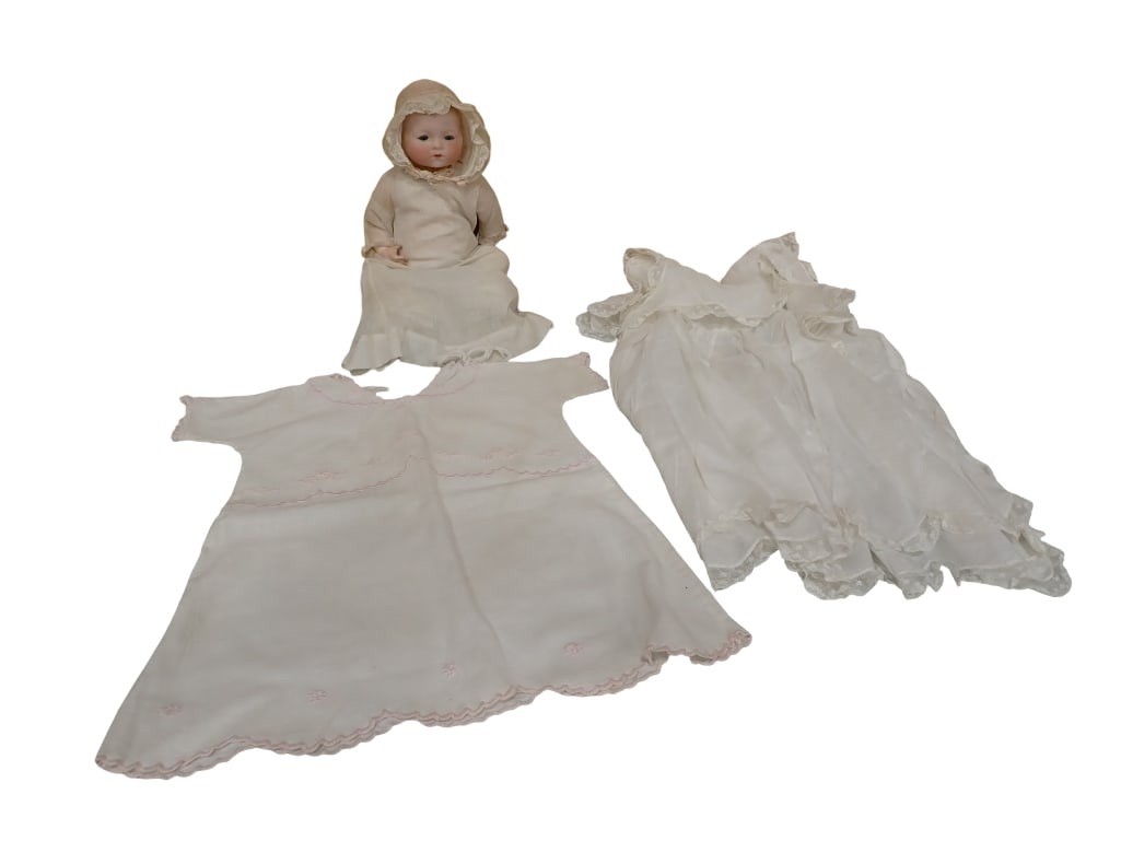 Antique 1920's Armand Marseille Dream Baby Doll German Bisque Roughly 14" tall with vintage clothes: Antique 1920's Armand Marseille Dream Baby Doll German Bisque Roughly 14" tall with vintage clothes - Can't tell if the clothes are original or not All pictures are considered part of the description