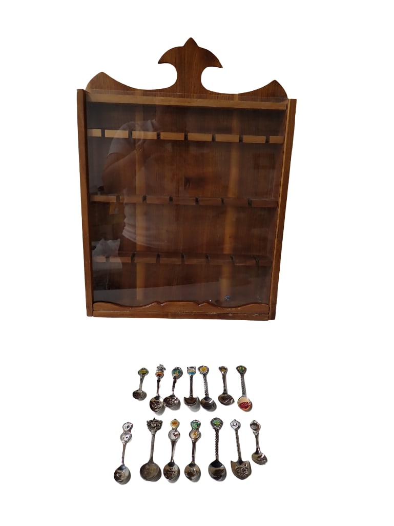 Spoon Rack with Collectible Spoons - roughly 15x22": Spoon Rack with Collectible Spoons - roughly 15x22" All pictures are considered part of the description and should be examined carefully by bidders. Live Auctioneers is now offering Live Shipping thro