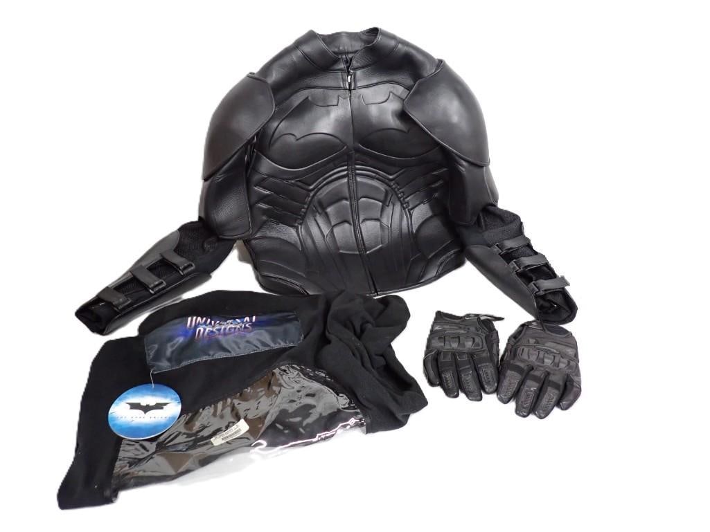 Universal Designs Batman Costume including Gloves, Leather Motorcycle Jacket Size M (1 of 5)