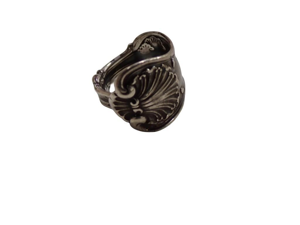 Whiting Sterling Silver Spoon ring: Imperial Queen Pattern Size 9 (1 of 4)