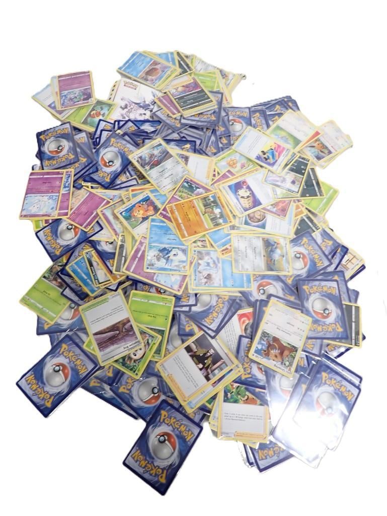 Large Lot of assorted Pokemon Cards (1 of 6)