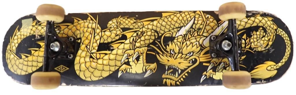 Powell Peralta Golden Dragon Design Skateboard (1 of 9)