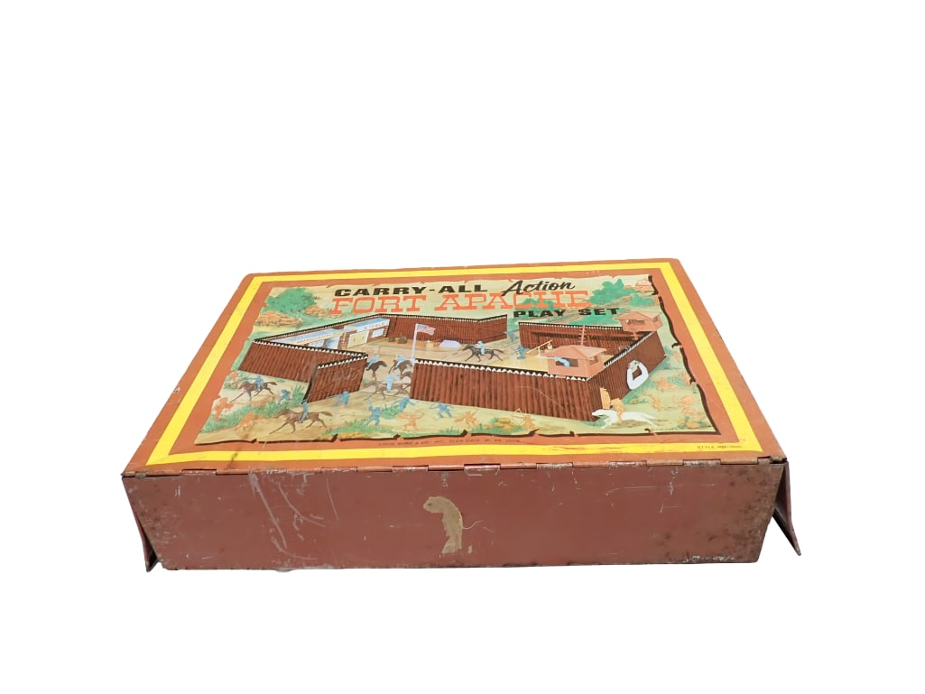 Vtg 1968 Marx Carry All Action Fort Apache Play Set Tin Litho Toy (1 of 16)
