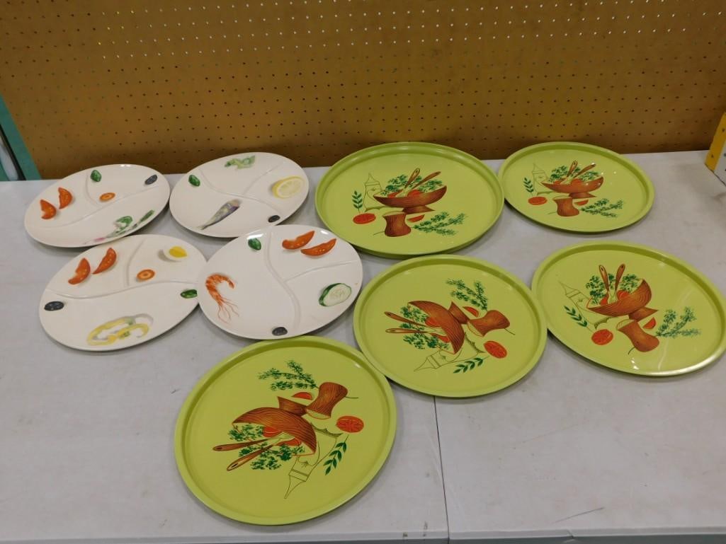 5 Vintage 1970s Metal Trays and 4 Vintage Divided Plates with Food Designs (1 of 8)