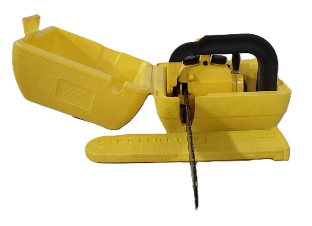 1980's McCulloch Mac 110 Gas Powered Chainsaw with Carrying Case - Untested, but the cord pulls (1 of 9)