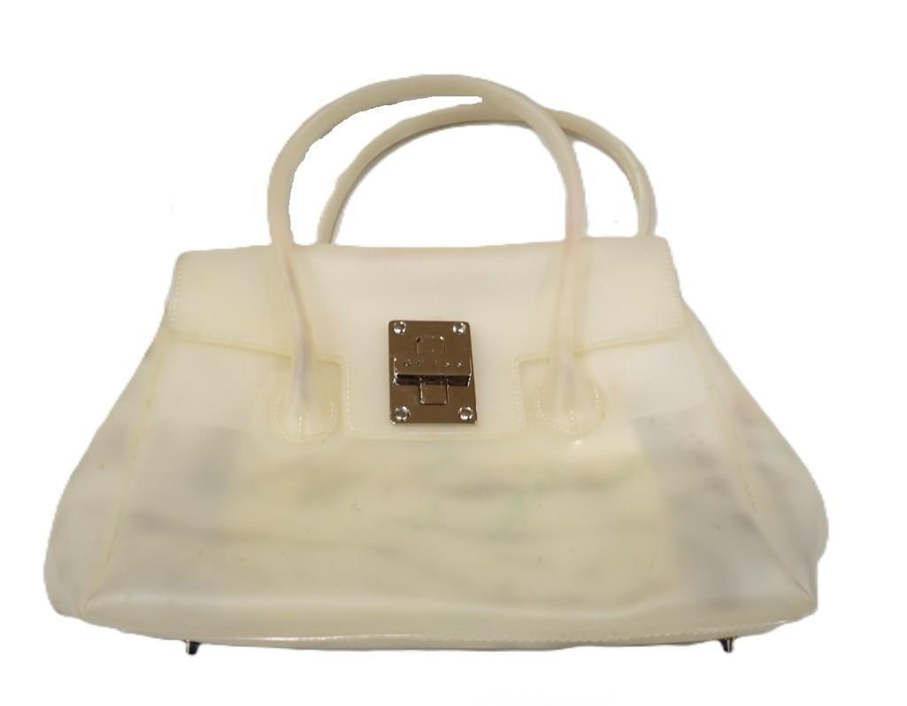 Guess Purse with tag: Guess Purse with tag All pictures are considered part of the description and should be examined carefully by bidders. Live Auctioneers is now offering Live Shipping through them. This is an opti