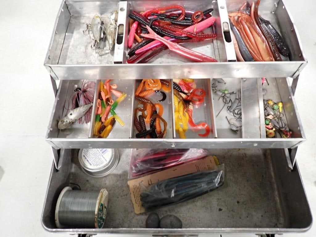 Vintage Grip Loc Metal Fishing Tackle Box with Tackle (1 of 9)