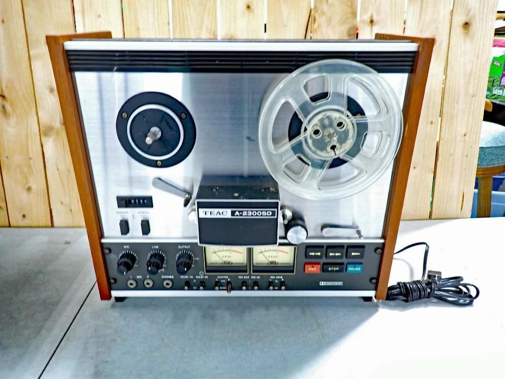 Vintage TEAC A-2300SD Reel to Reel Machine Shining Girls TV Show Prop (1 of 8)