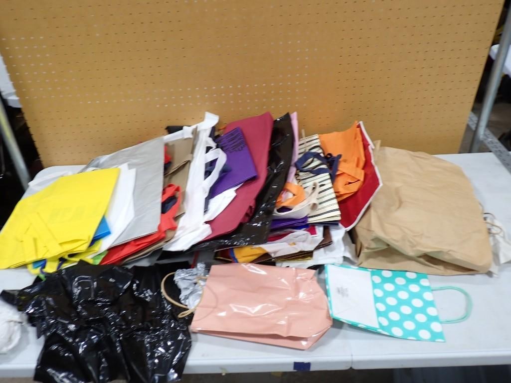 Shopping Bags, Gift Bags, Etc TV or Movie Props: Shopping Bags, Gift Bags, Etc TV or Movie Props NO COA or Paperwork The consignor worked on multiple movies and TV shows and this lot may have been in any of the following: Empire, Zoobiquity, Love is