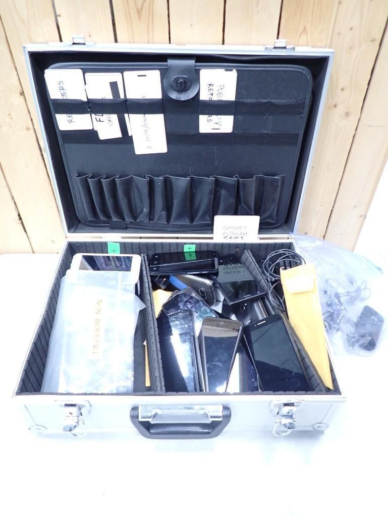 Case full of Movie or TV Prop Cell Phones, Electronics, etc. (1 of 8)