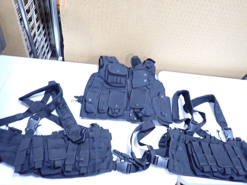 Police Style Vest and Chest Rig TV Show or Movie Props: Police Style Vest and Chest Rig TV Show or Movie Props NO COA or Paperwork The consignor worked on multiple movies and TV shows and this lot may have been in any of the following: Empire, Zoobiquity, 