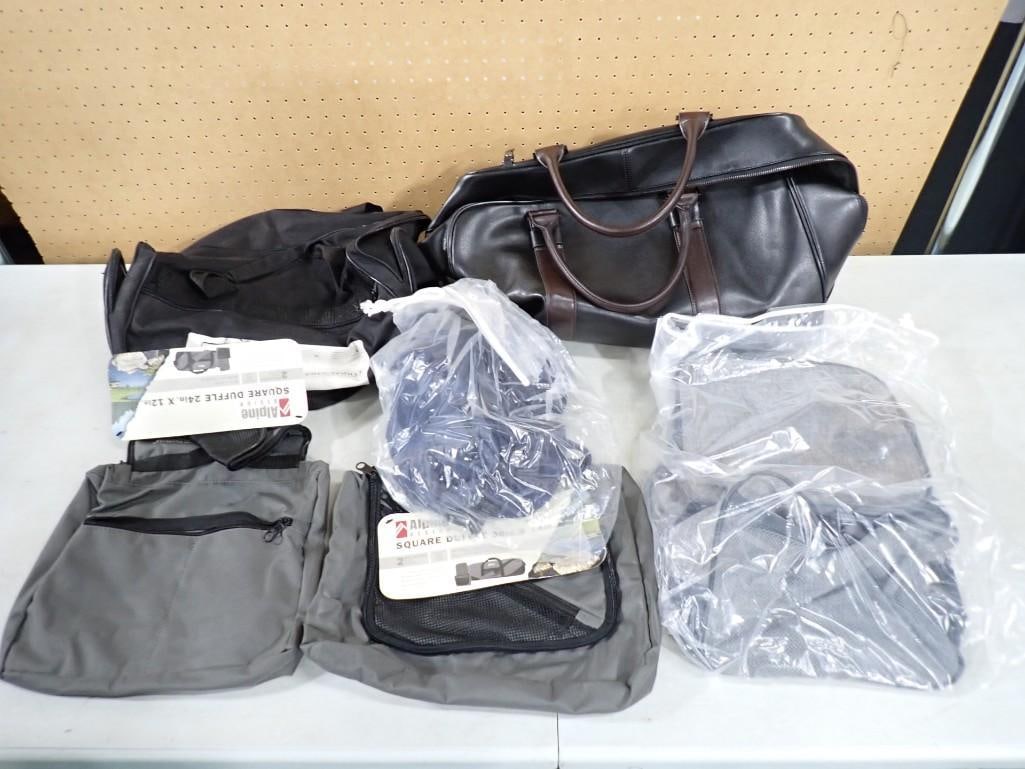 Duffle Bags, T Boxing Bag, and Other Bags Movie and TV Props: Duffle Bags, T Boxing Bag, and Other Bags Movie and TV Props NO COA or Paperwork The consignor worked on multiple movies and TV shows and this lot may have been in any of the following: Empire, Zoobiq