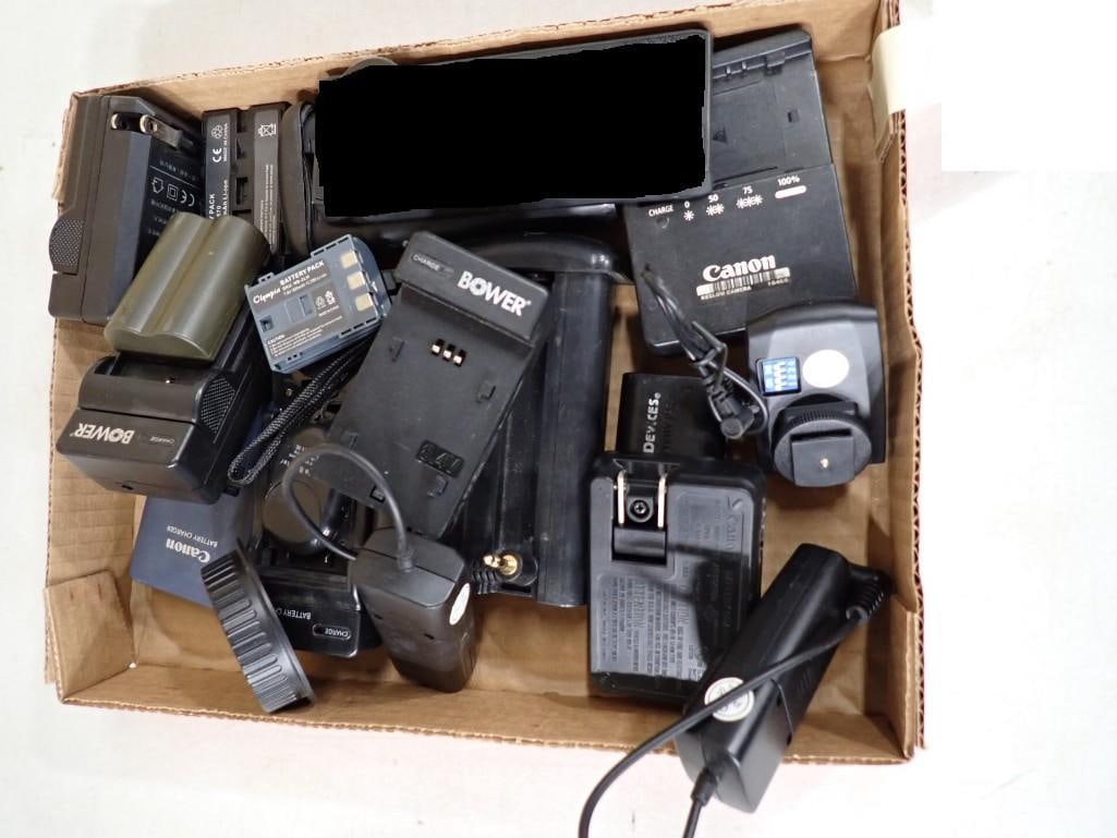 Lot of assorted Camera Batteries / Battery Packs - all untested (1 of 1)