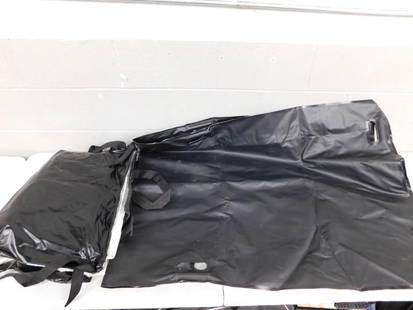 Lot of Large Body Bags - probably movie or TV Props: Lot of Large Body Bags - probably movie or TV Props May have been used in Movies and/or TV Shows as Props NO COA or Paperwork The consignor worked on multiple movies and TV shows and this movie or TV