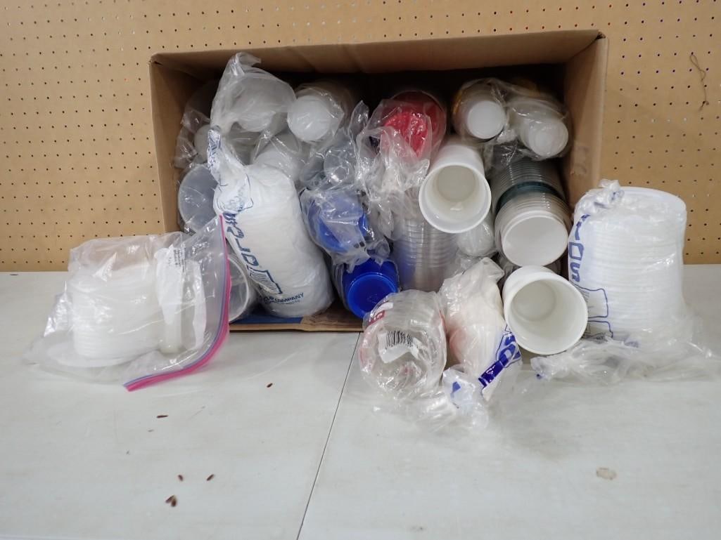 Large Lot of assorted Disposable Cups including Solo: Large Lot of assorted Disposable Cups including Solo May have been used in Movies and/or TV Shows as Props NO COA or Paperwork The consignor worked on multiple movies and TV shows and this movie or TV