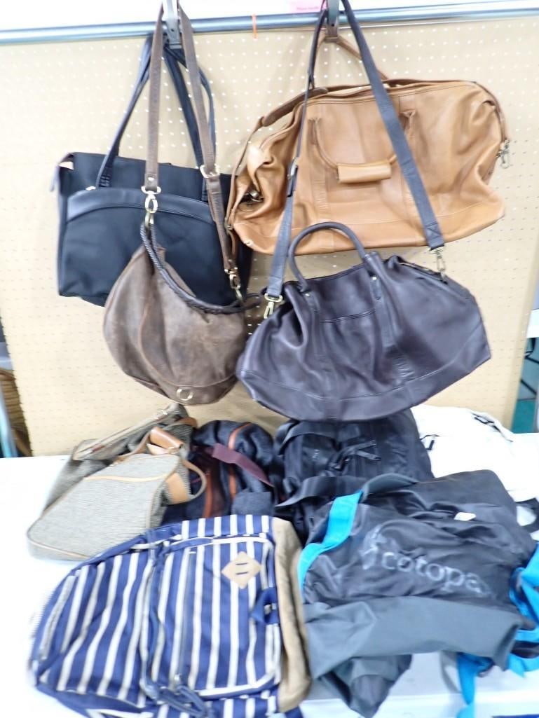 Lot of Assorted Purses and Bags, etc. Likely used as Movie or TV Show Props: Lot of Assorted Purses and Bags, etc. Likely used as Movie or TV Show Props May have been used in Movies and/or TV Shows as Props NO COA or Paperwork The consignor worked on multiple movies and TV sho