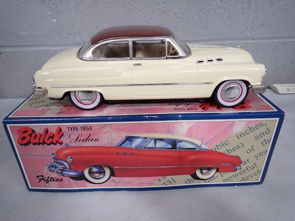 Vintage NOS 1950 Buick Sedan Friction Car Model Carin Original Box Made in Japan (1 of 11)