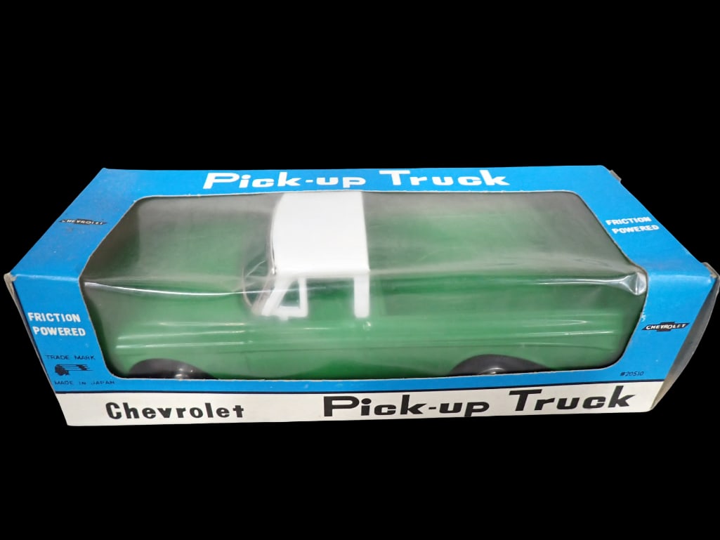 Vintage Friction Powered Tin Toy Chevrolet Pick Up Truck Made in Japan Green: Vintage Friction Powered Tin Toy Chevrolet Pick Up Truck Made in Japan Green in Original Box All pictures are considered part of the description and should be examined carefully by bidders. Live Aucti