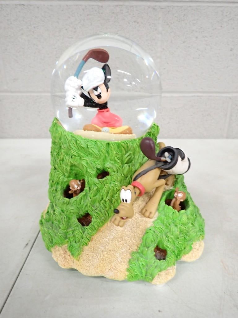 Disney Mickey Mouse and Pluto Golfing Musical Snow Globe Plays Zip A Dee Doo Dah: Disney Mickey Mouse and Pluto Golfing Musical Snow Globe Plays Zip A Dee Doo Dah Condition: untested All pictures are considered part of the description and should be examined carefully by bidd