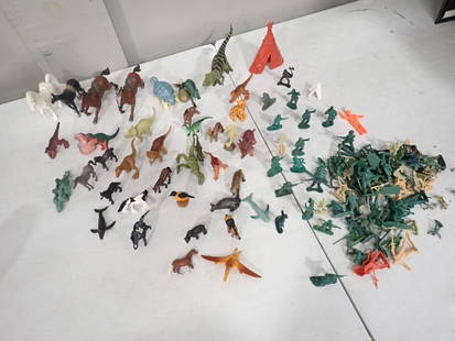 Small Toys incl Plastic Army Men Soldiers, Plastic Animals, Plastic Horses, Etc: Lot of&#160;Small Toys incl Plastic Army Men Soldiers, Plastic Animals, Plastic Horses, Etc  All pictures are considered part of the description and should be examined carefully by bidders.  Live Auct